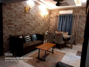 2 beds apartments banglow facing